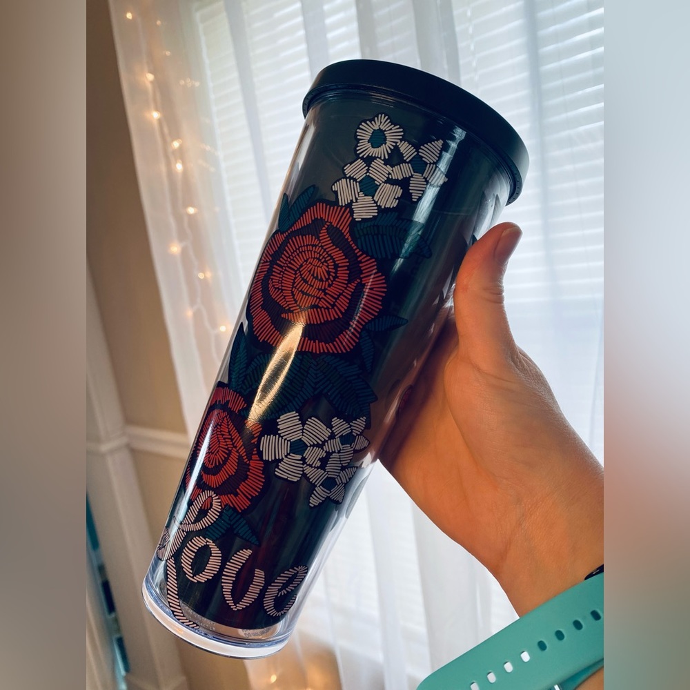 2019 roses/love tattoo venti size cup